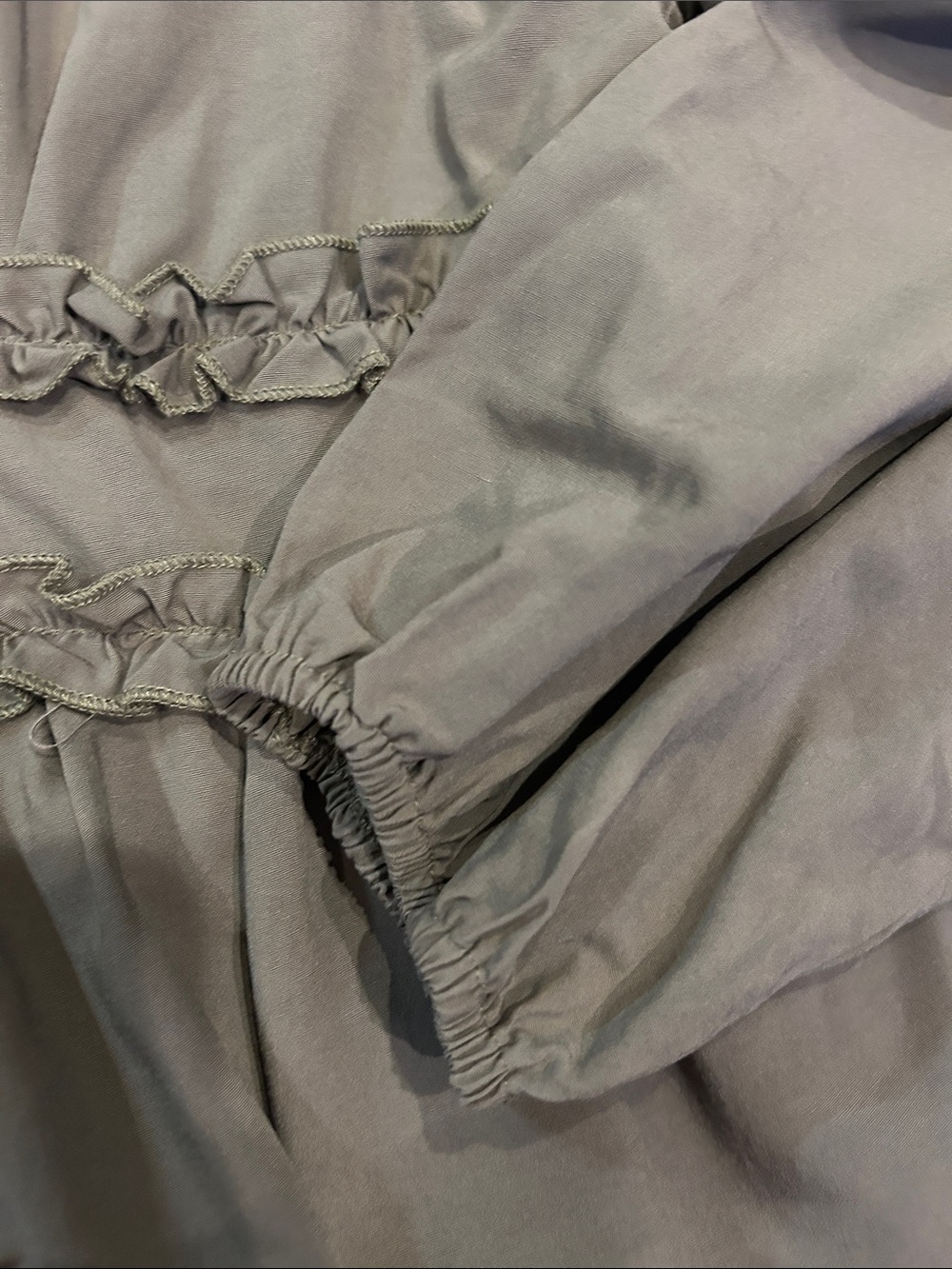 BiBi ruffle V-neck long sleeve blouse - Picture 6 of 10